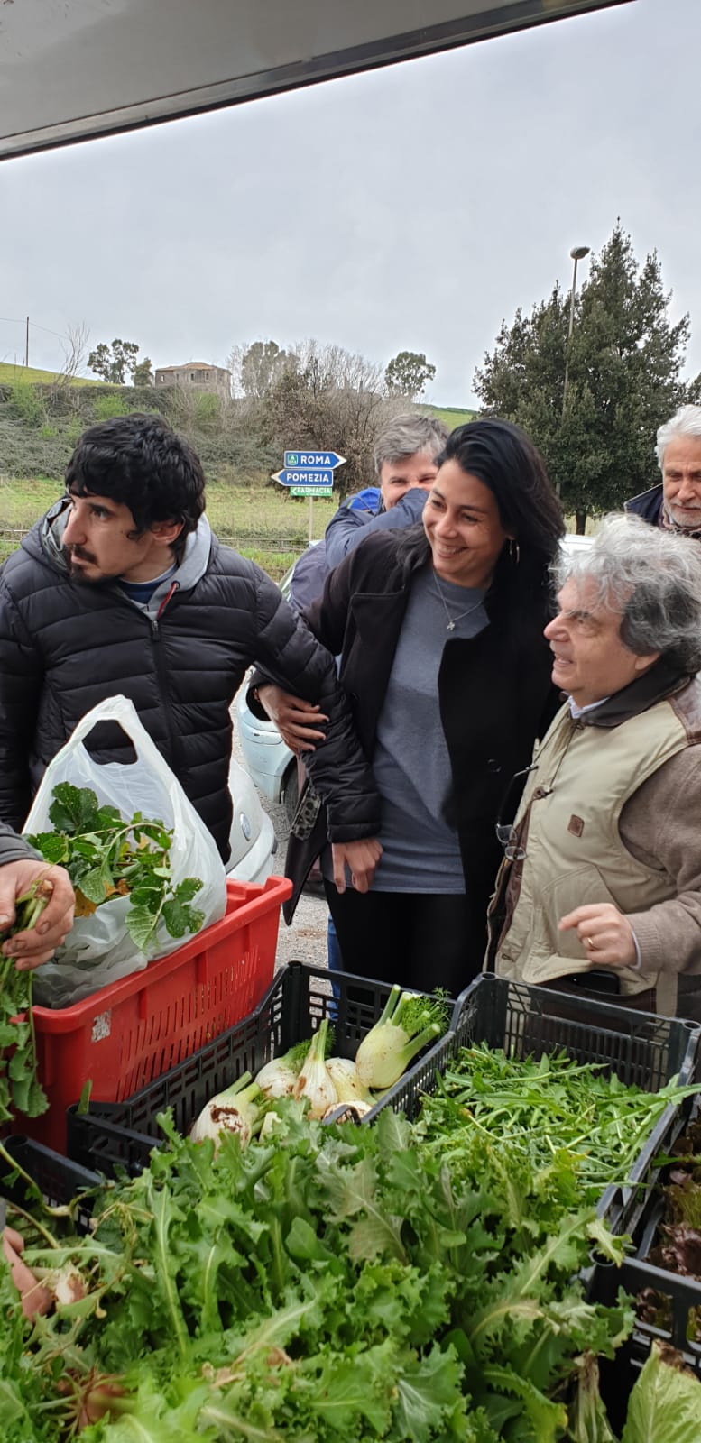 Mercatino di “Campagna Nostra”, l’APE che gira incontra Renato Brunetta